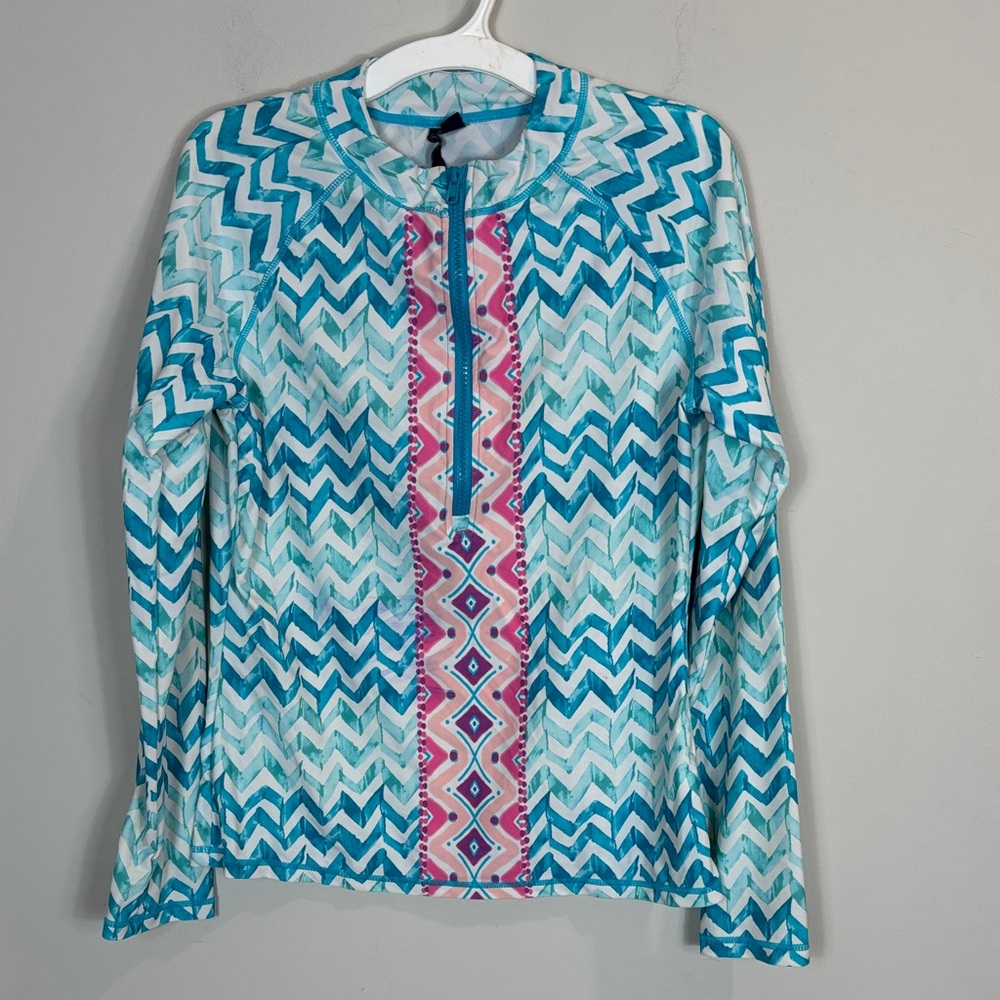 Rash Guard Chevron Patterned Women's Swim Top - Size Medium